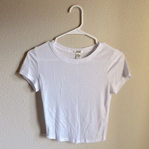 Women’s ribbed cropped t-shirt